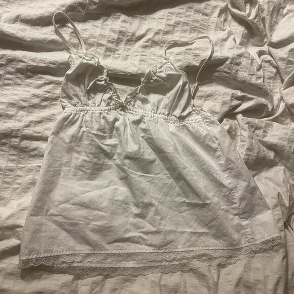 brandy melville white dainty tank top - Picture 1 of 4